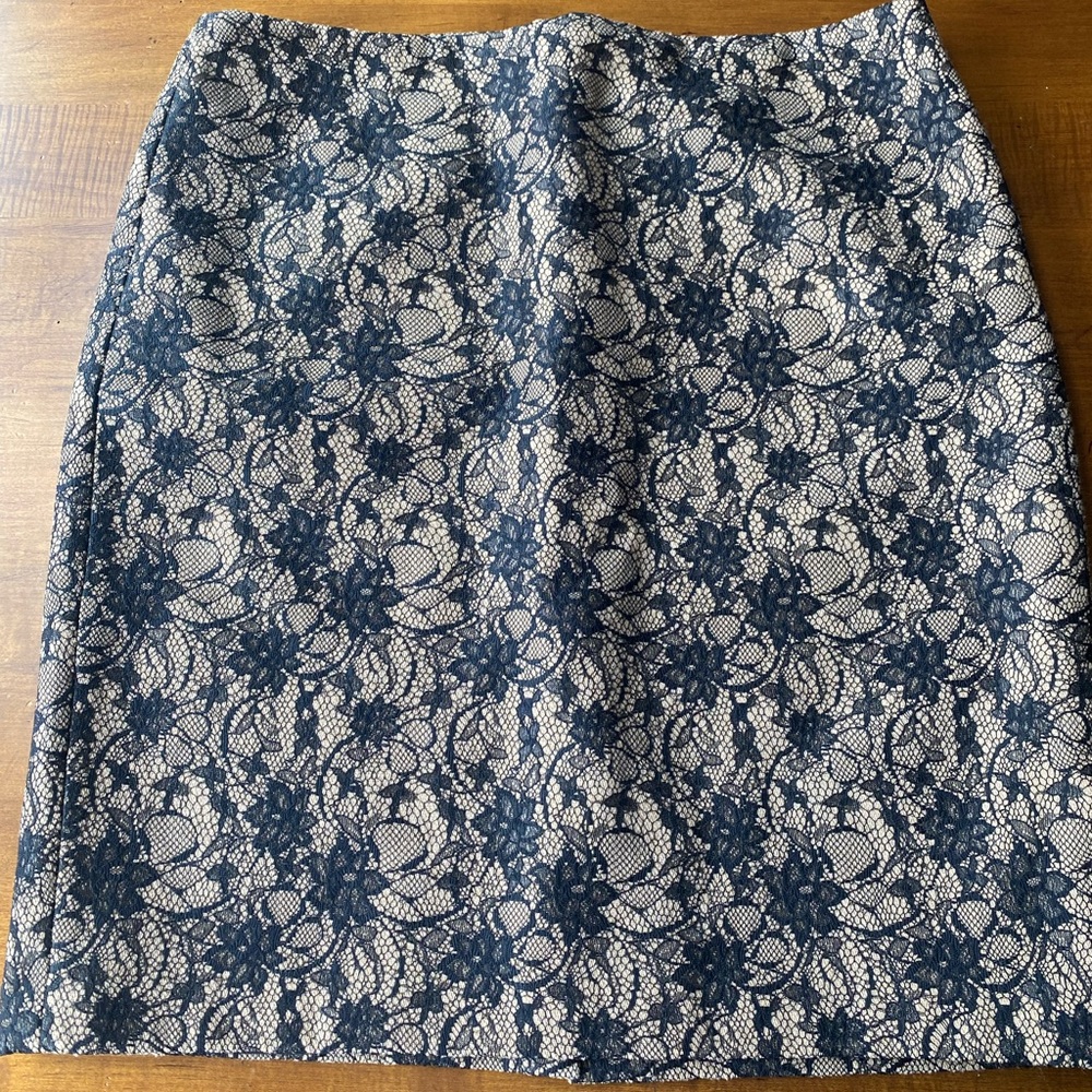 Talbots pencil skirt, black lace over taupe, 23”long, size 16